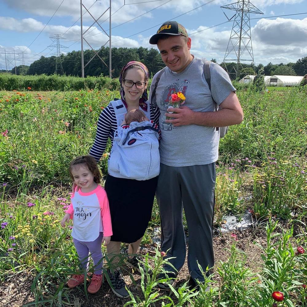 Meet your Posher, Elana